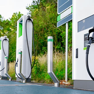 Bornes de recharge pour véhicules électriques