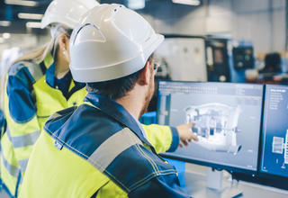 Comment synthétiser des dossiers de plusieurs centaines de pages ? Pour faciliter la gestion des zones ATEX, Bureau Veritas a imaginé un dispositif innovant qui allie mapping et modélisation des installations en 3D… Un vrai atout pour les exploitants, les intervenants et les responsables QSE. Explications.