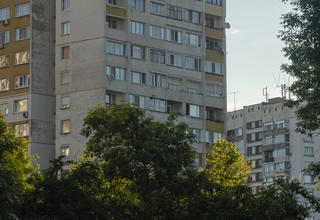 Vétusté, manque d’entretien, instabilité liée aux sols argileux ou encore mauvaise exécution de travaux : de nombreux facteurs nuisent à la pérennité et à la sécurité des immeubles. Avec le nouveau « diagnostic habitat dégradé », les communes peuvent imposer des études approfondies des bâtiments dans certaines zones ciblées.