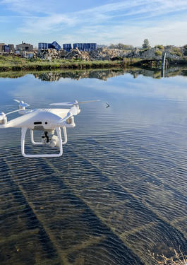 Un drône survolant les parcs à huîtres de Marennes-Oléron