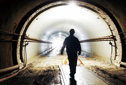 Tunnel de construction du métro